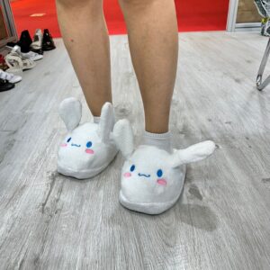 Toptan Kuromi Hareketli Terlik 10’li paket